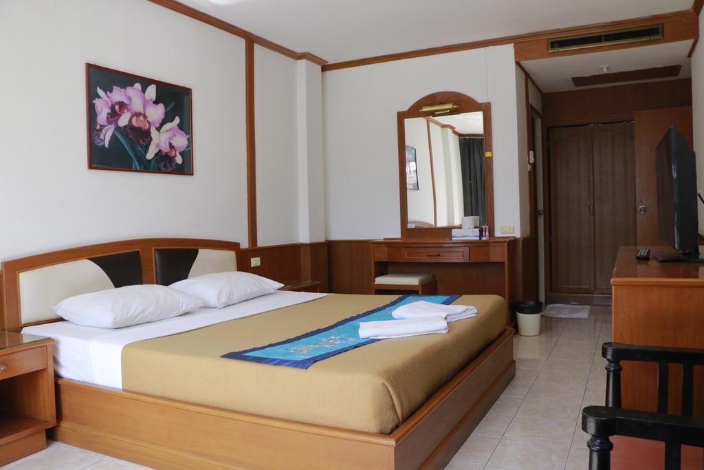 Welcome Guest House Patong Esterno foto
