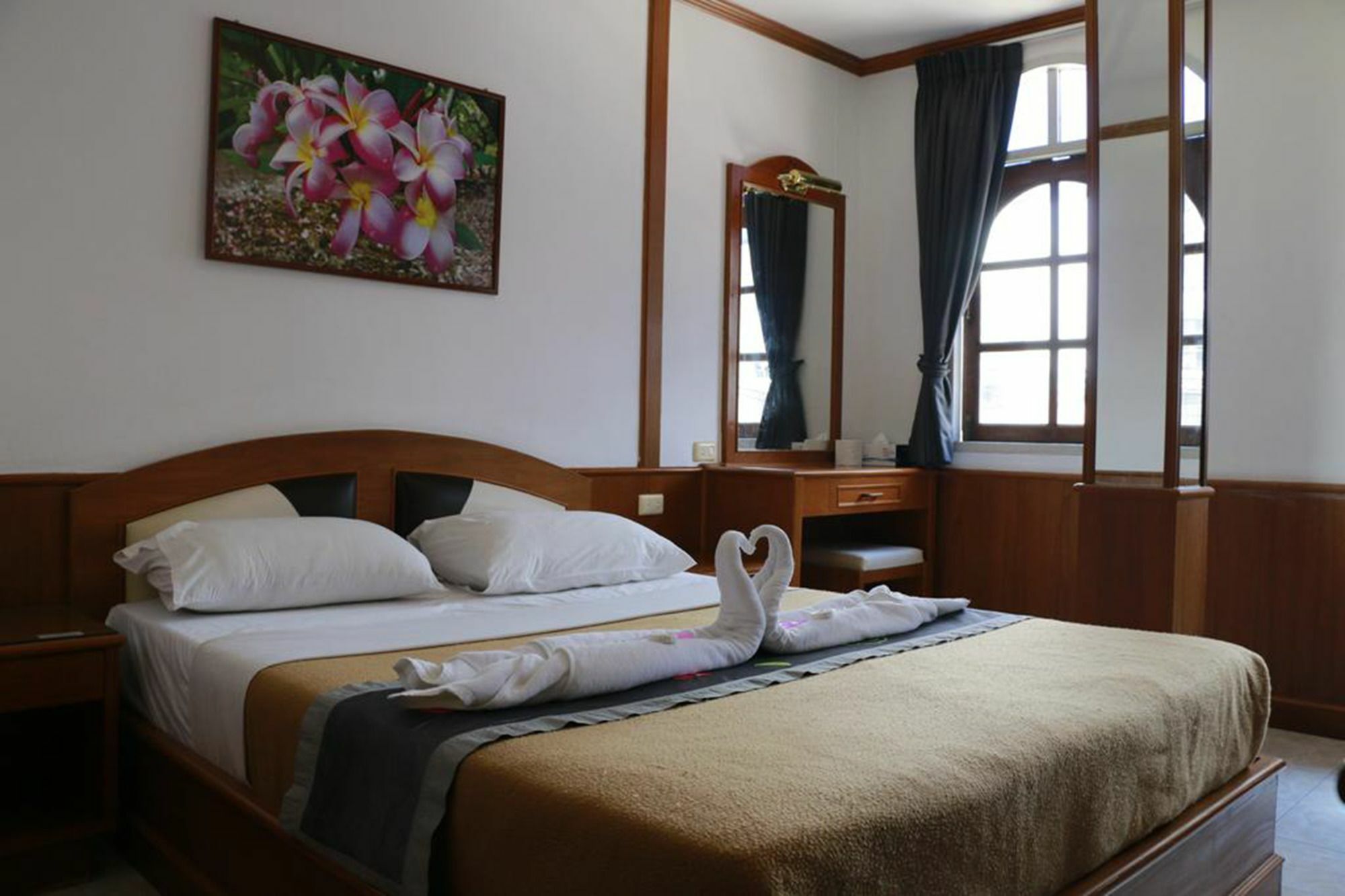 Welcome Guest House Patong Esterno foto